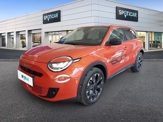 Fiat 600e La Prima