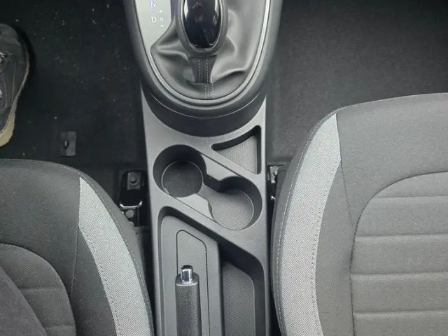 Hyundai i10 1.0 2WD Trend