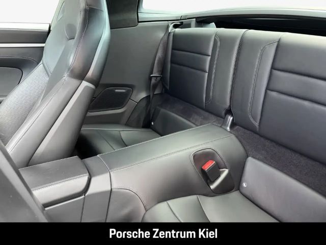 Porsche 992 4S Coupé Targa