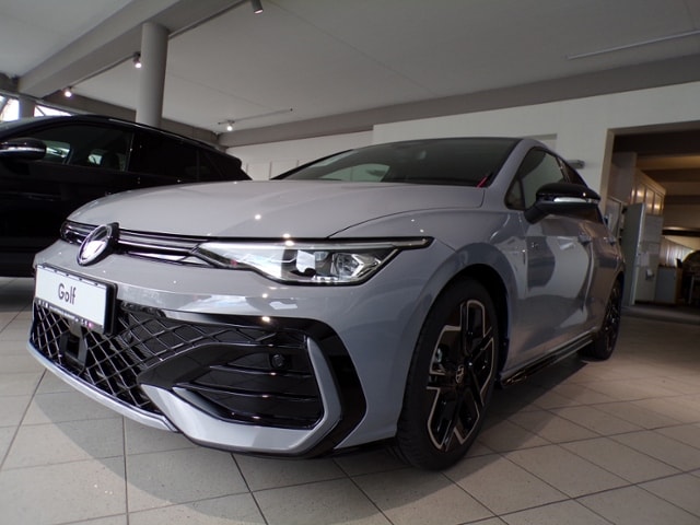 Volkswagen Golf 1.5 eTSI DSG