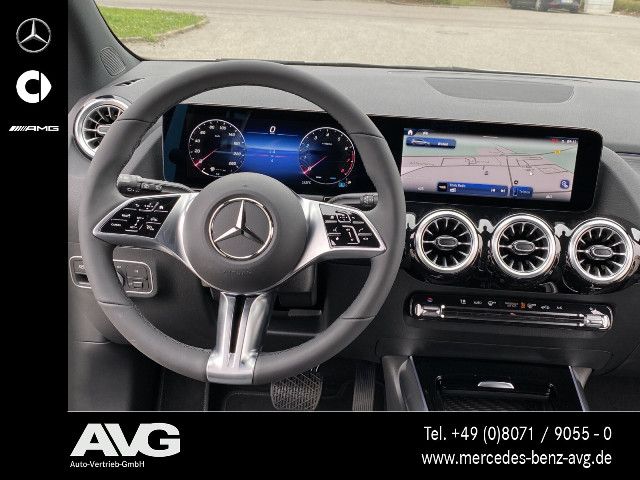 Mercedes-Benz B 180 Sedan