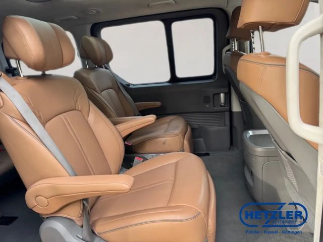 Hyundai Staria Signature Vierwielaandrijving