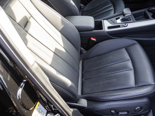 Audi A4 40 TFSI Avant Quattro S-Tronic