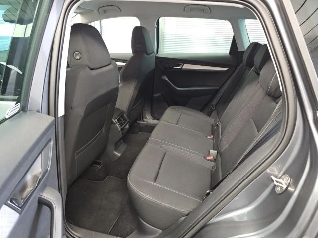 Skoda Karoq Climatronic,Alu,AHK ankl.,Sitzhzg,LED-Sch