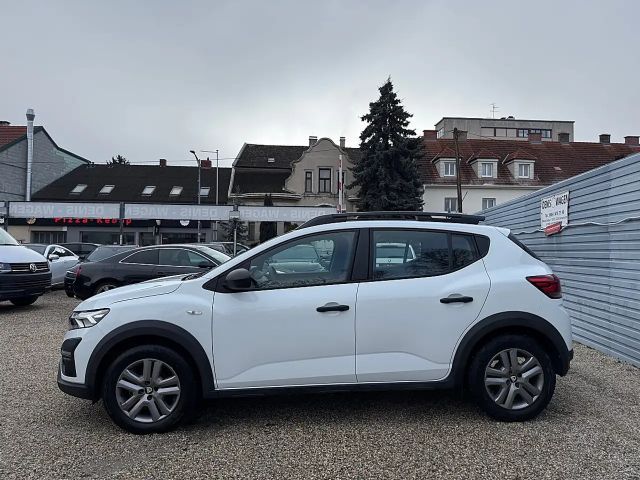 Dacia Sandero Essential Stepway TCe 90