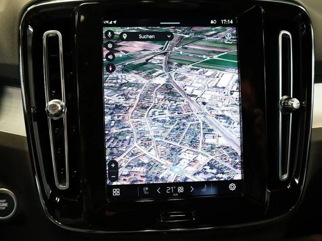 Volvo XC40 Dark Plus