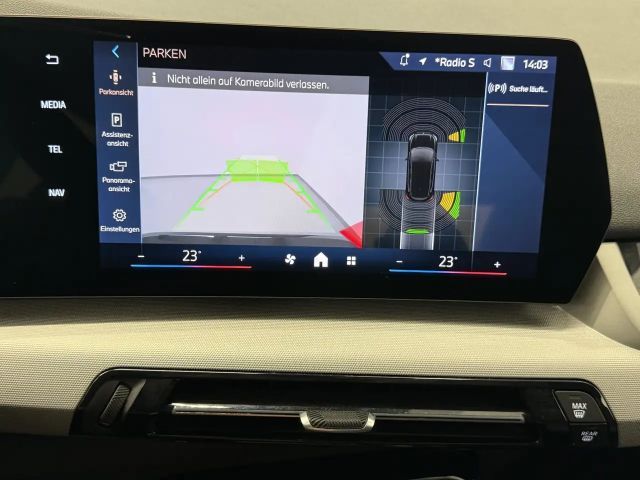 BMW 216 216i Active Tourer Sedan