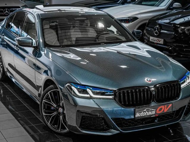 BMW 530 530e M-Sport Sedan