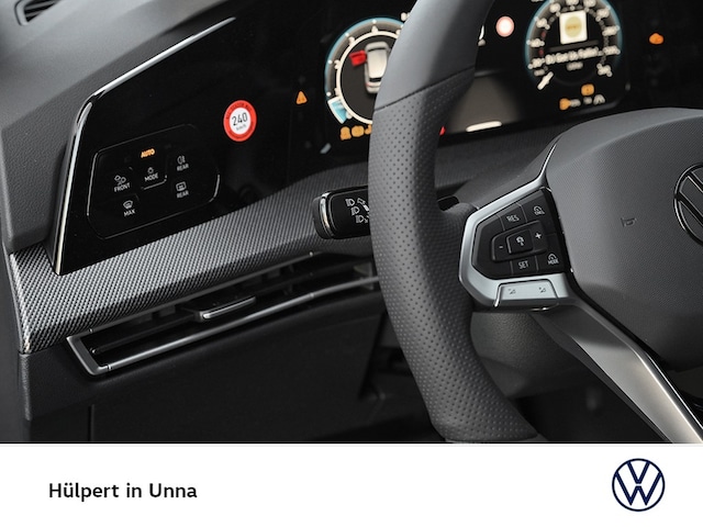 Volkswagen Golf 1.5 eTSI Golf VIII R-Line