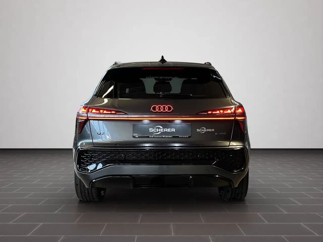 Audi Q3 SUV TFSI quatt. s.tro. MMI Pro/Pano/Digital M