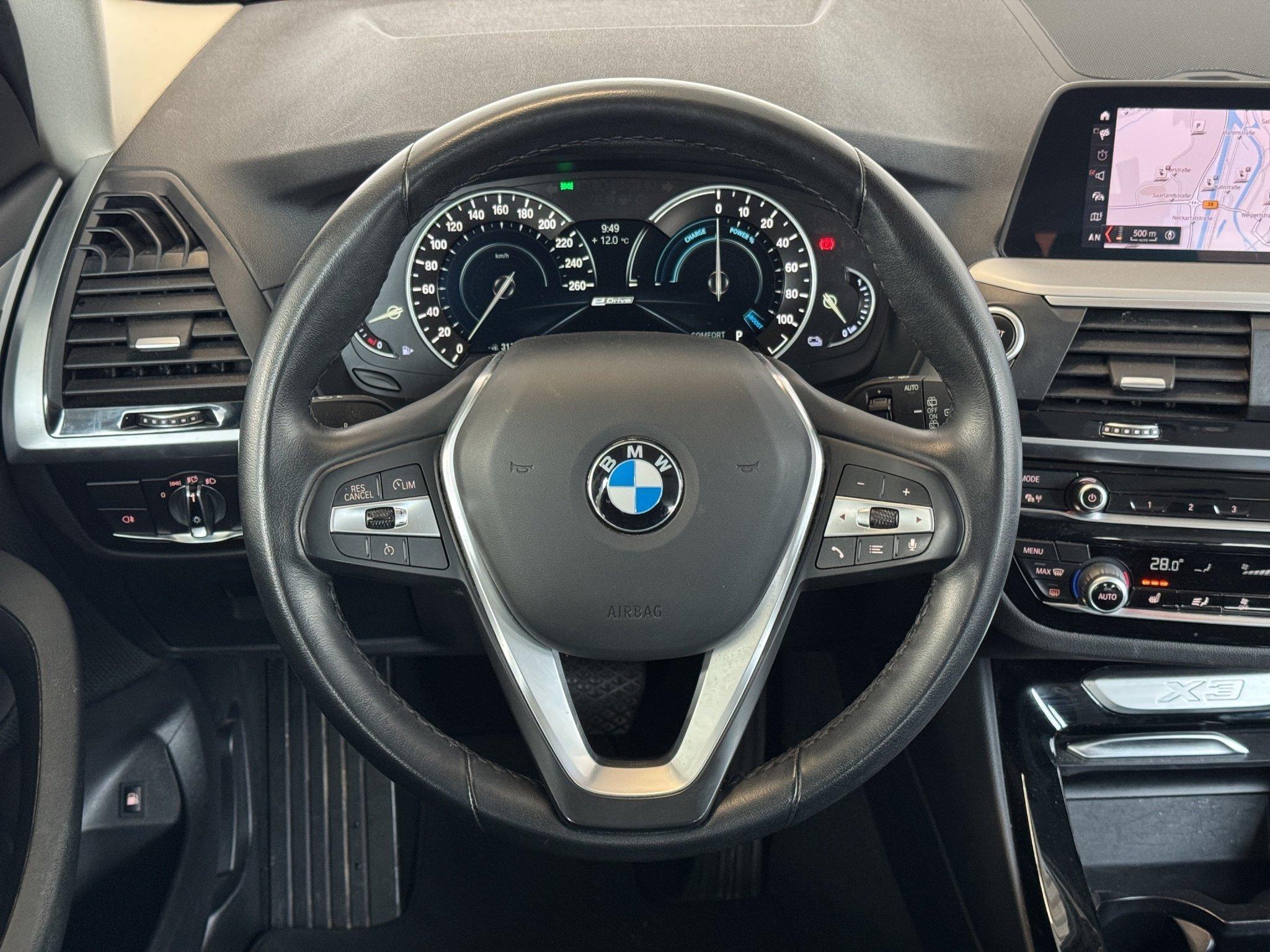 BMW X3 xDrive30e