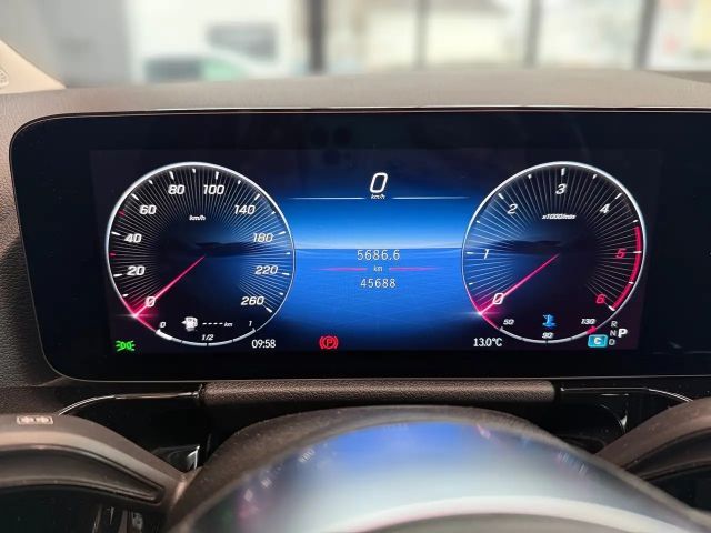 Mercedes-Benz GLA 200 4MATIC GLA 200 d