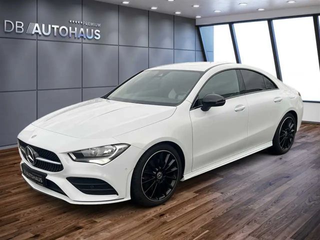Mercedes-Benz CLA 250 4MATIC AMG Line Sedan
