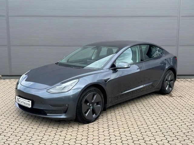 Tesla Model 3 AWD Dual Motor Long Range