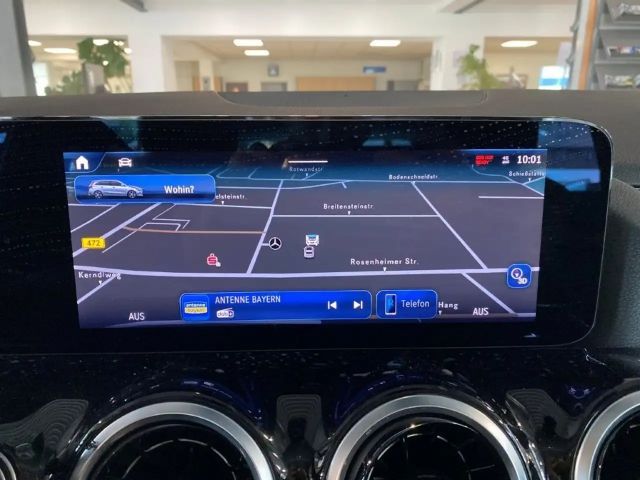 Mercedes-Benz B 200 Progressive Sedan