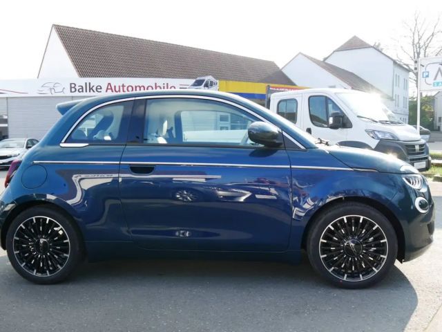 Fiat 500e by Bocelli