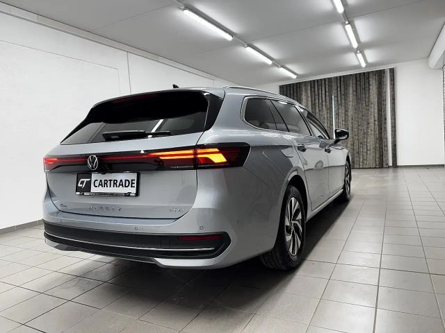 Volkswagen Passat ACT Business DSG Variant