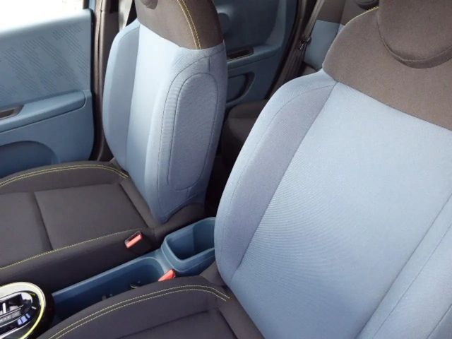 Fiat Grande Panda Hybrid mHEV 110 6-Gang eDCT Icon