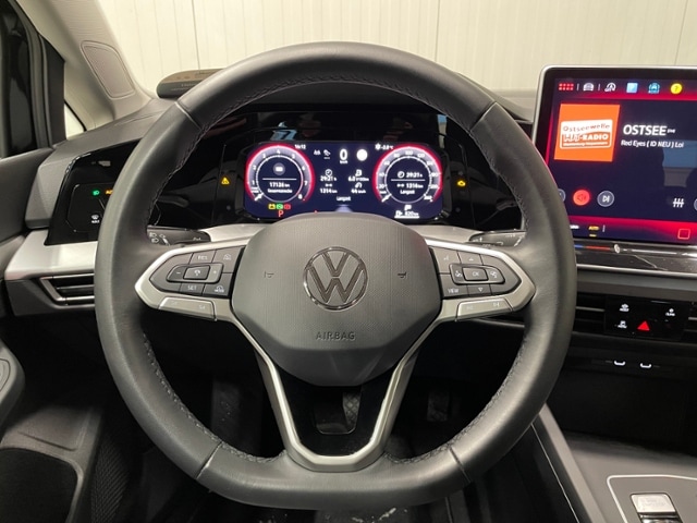 Volkswagen Golf 1.5 eTSI DSG Golf VIII