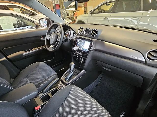 Suzuki Vitara AllGrip Hybrid Shine