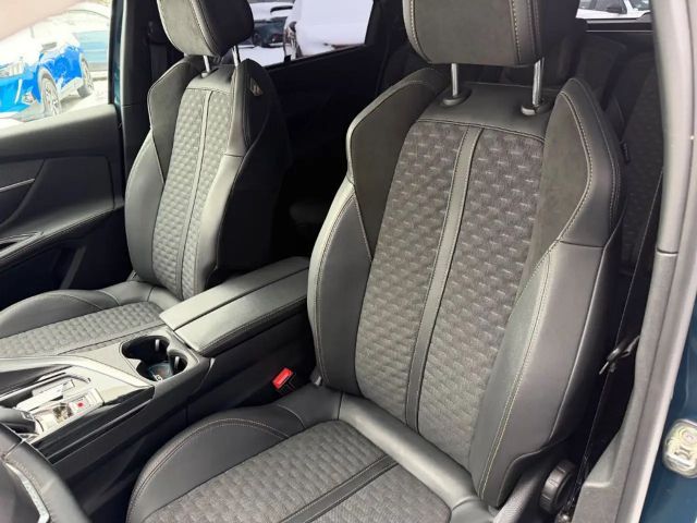 Peugeot 5008 BlueHDi EAT8