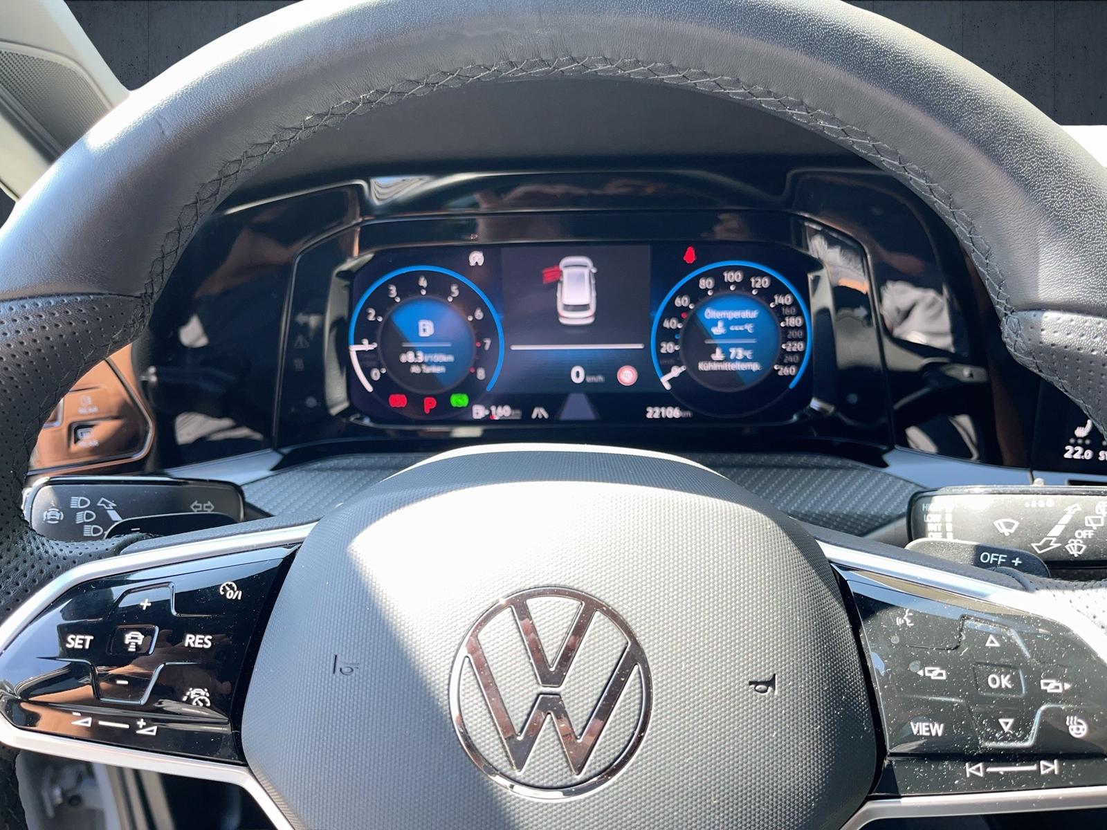 Volkswagen Golf 1.5 eTSI DSG R-Line Variant