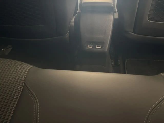 Peugeot E-208 GT-Line