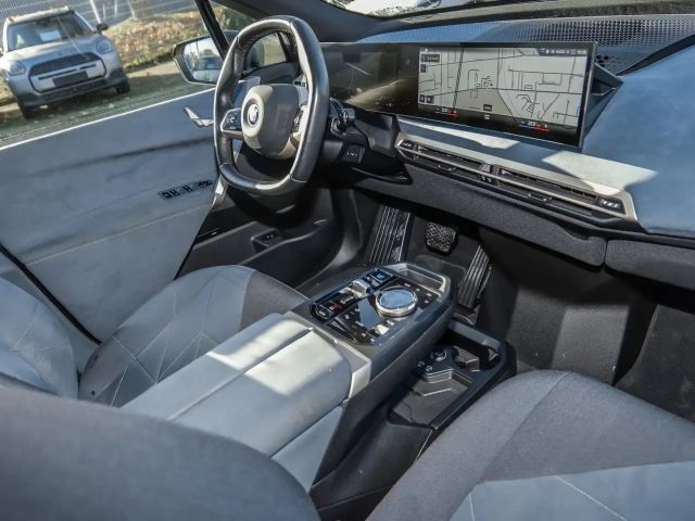 BMW iX xDrive40