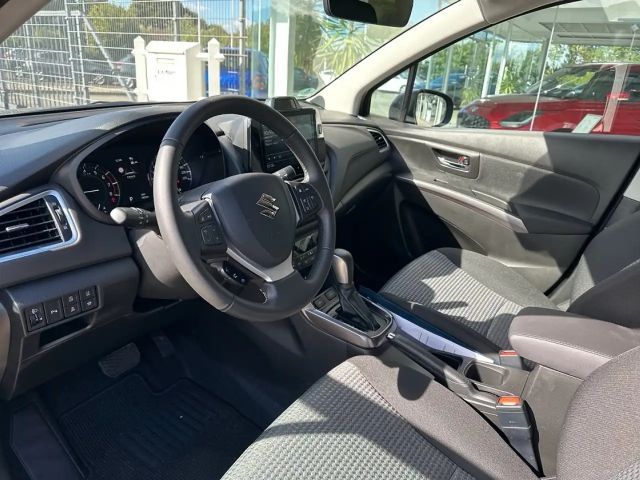 Suzuki S-Cross Hybrid