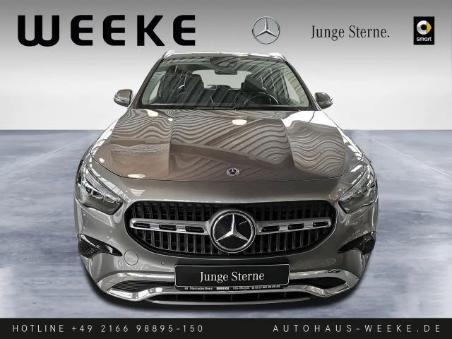 Mercedes-Benz GLA 180 Progressive