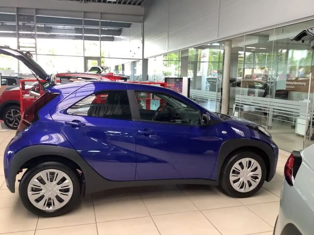 Toyota Aygo X Business Hatchback S-CVT