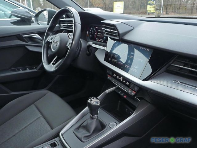Audi A3 30 TFSI Sedan