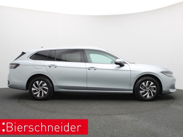 Volkswagen Passat 1.5 eTSI Business DSG IQ.Drive