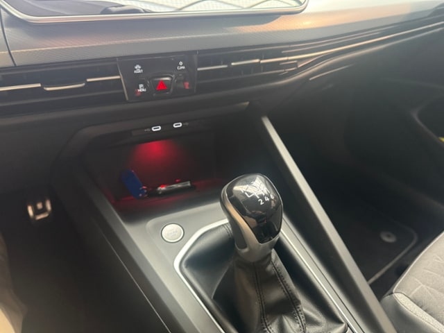 Volkswagen Golf 1.5 TSI Golf VIII