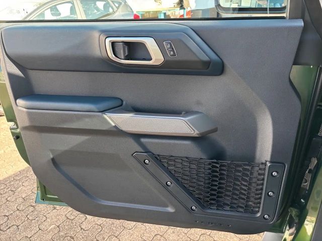 Ford Bronco Outer Banks