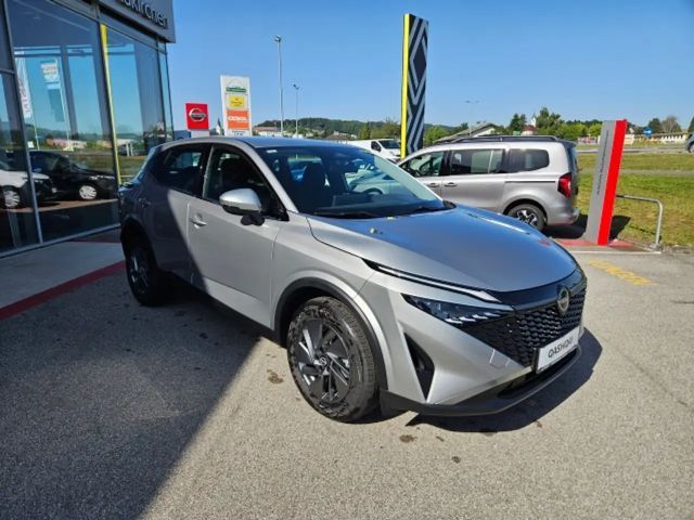 Nissan Qashqai First EDITION 1.3DIG-T 140PS*Sitzheizung*