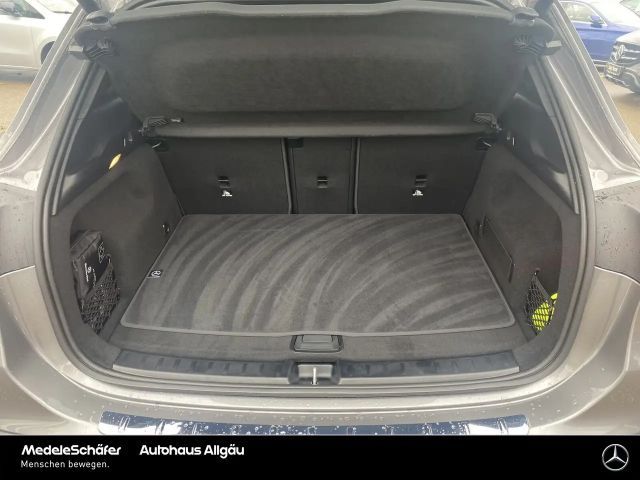 Mercedes-Benz GLA 200 AMG Line