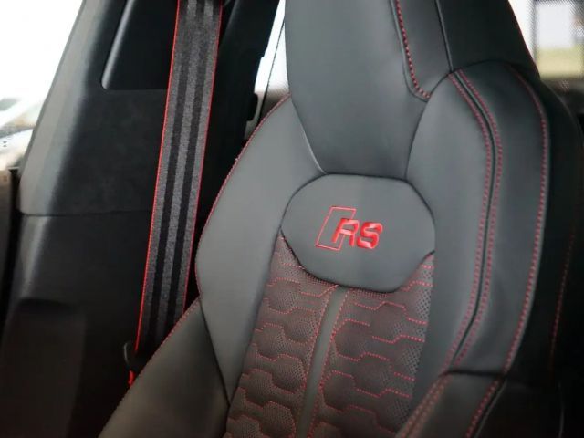 Audi RS Q8 Performance