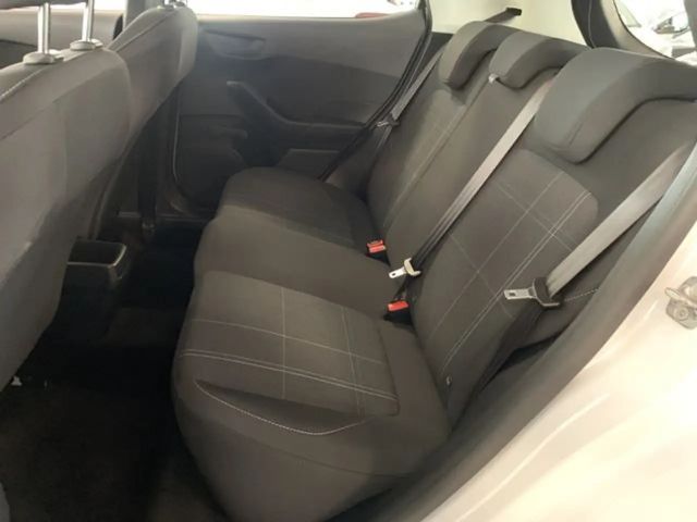 Ford Fiesta Cool & Connect