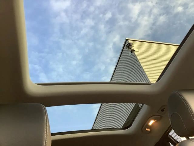 Mercedes-Benz GLC 300 4MATIC