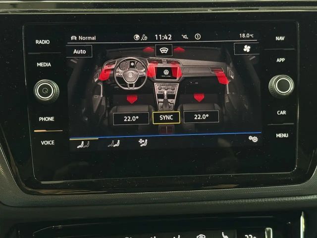 Volkswagen Touran 1.5 TSI DSG R-Line