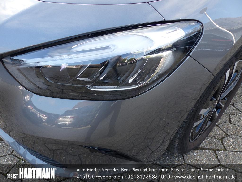 Mercedes-Benz B 200 Progressive Sedan