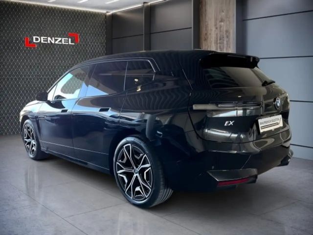 BMW iX xDrive50