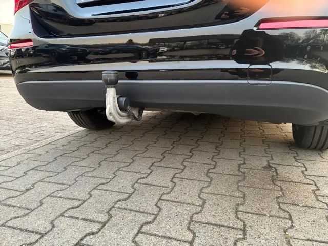 Mercedes-Benz A 180 Limousine AHK Kamera CarPlay SHZ VorrDistr