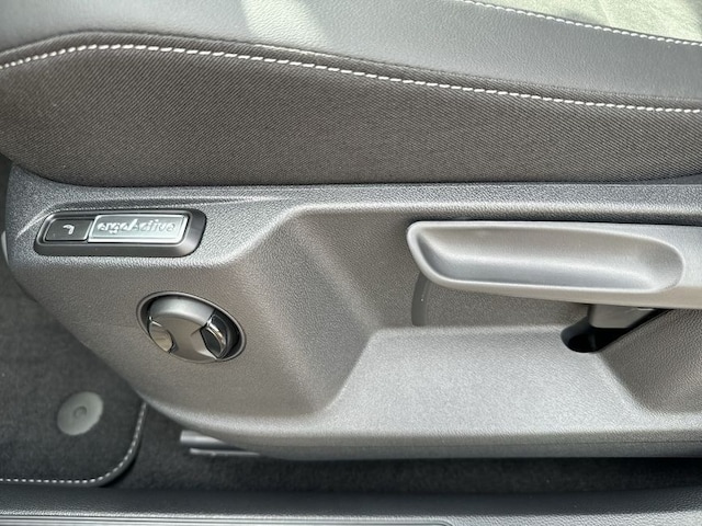 Volkswagen T-Roc DSG R-Line