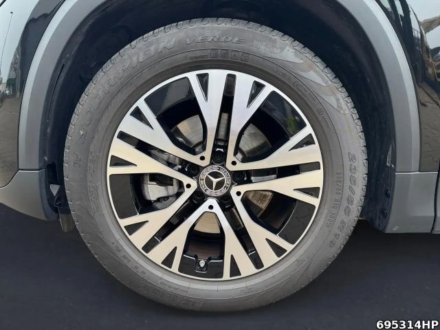 Mercedes-Benz GLA 200 Progressive