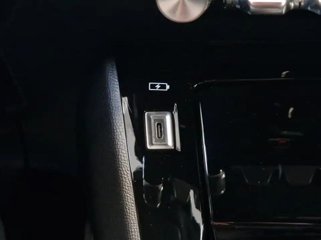 Peugeot 2008 Allure Pack PureTech