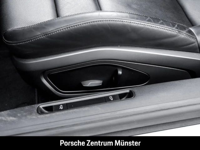 Porsche 992 Cabrio Carrera S