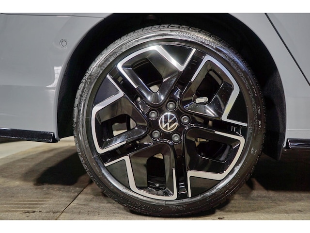 Volkswagen Golf 2.0 TDI R-Line Variant