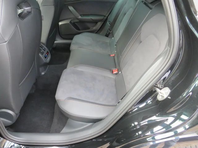 Cupra Formentor 1.5 eTSI 150PS LED 19" Drive-Paket 3 EDGE-Paket